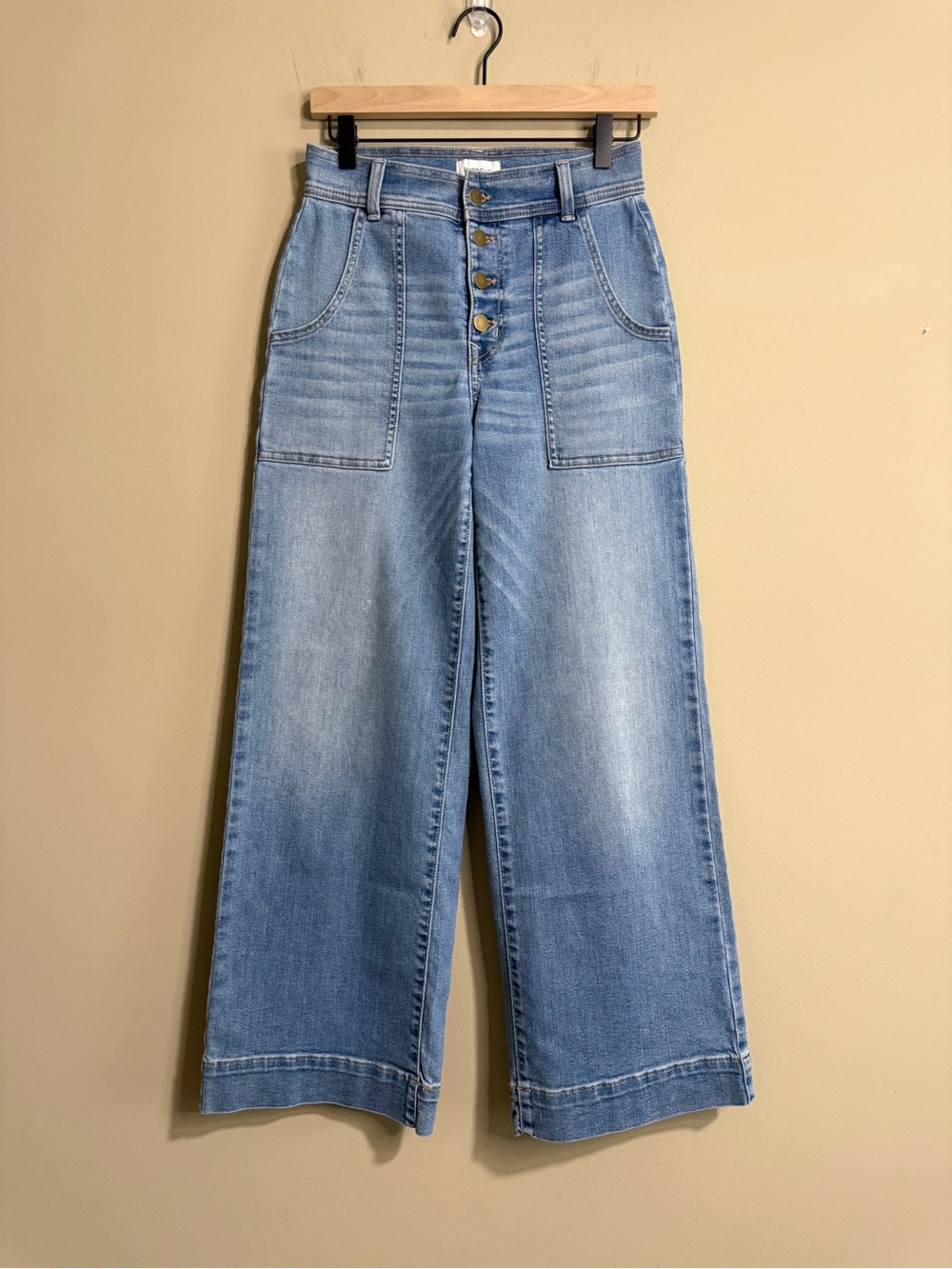 EVEREVE High Rise Wide Leg Jeans Light Wash Button Fly Patch Pocket 27 - Picture 2 of 7